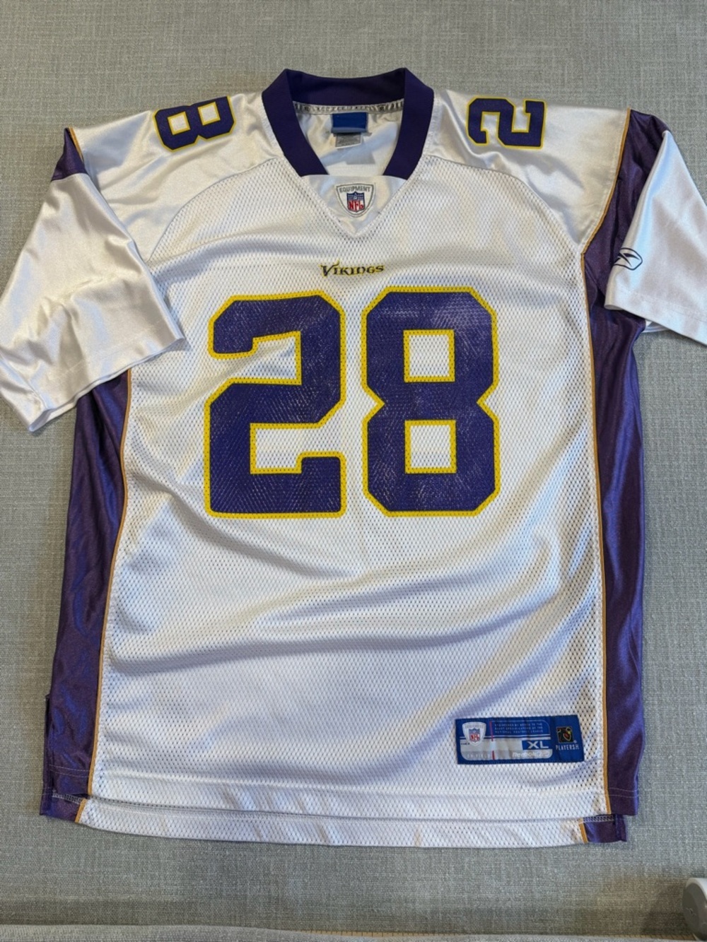 Reebok Minnesota Vikings Adrian Peterson #28 NFL Jersey XL White Purple Yellow